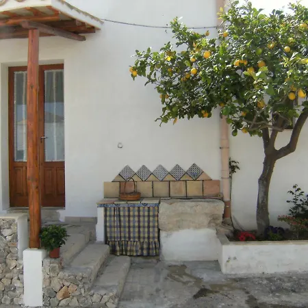 Baglio Trinacria Bed & Breakfast 3*